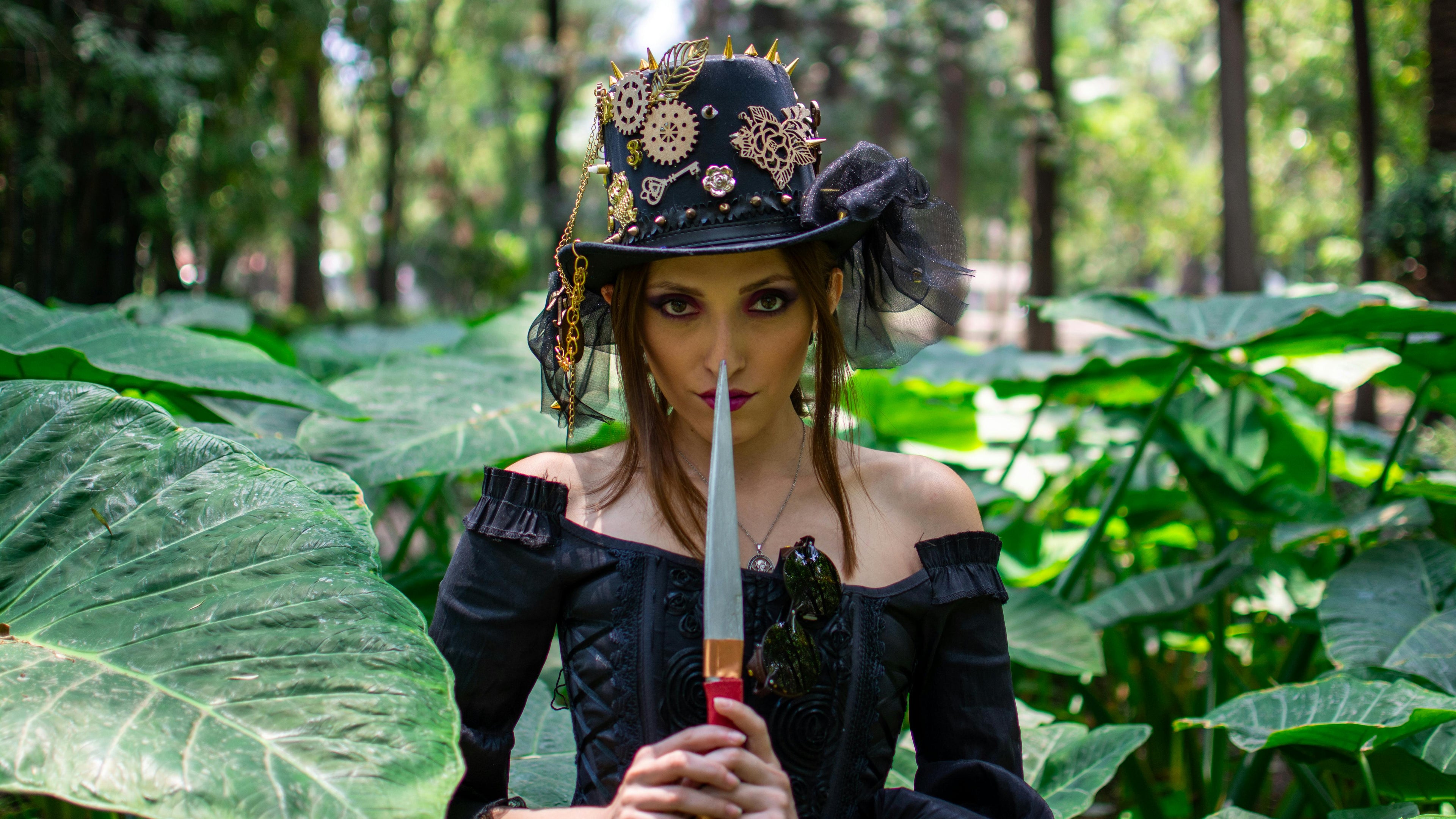Wiccański Tarot #2: Jak zacząć praktykować Wicca w codziennym życiu – czy trzeba zmieniać styl ubioru i otoczenie?