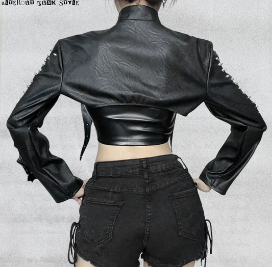 Ćwiekowana kurtka-top punkowa „Black Venom”