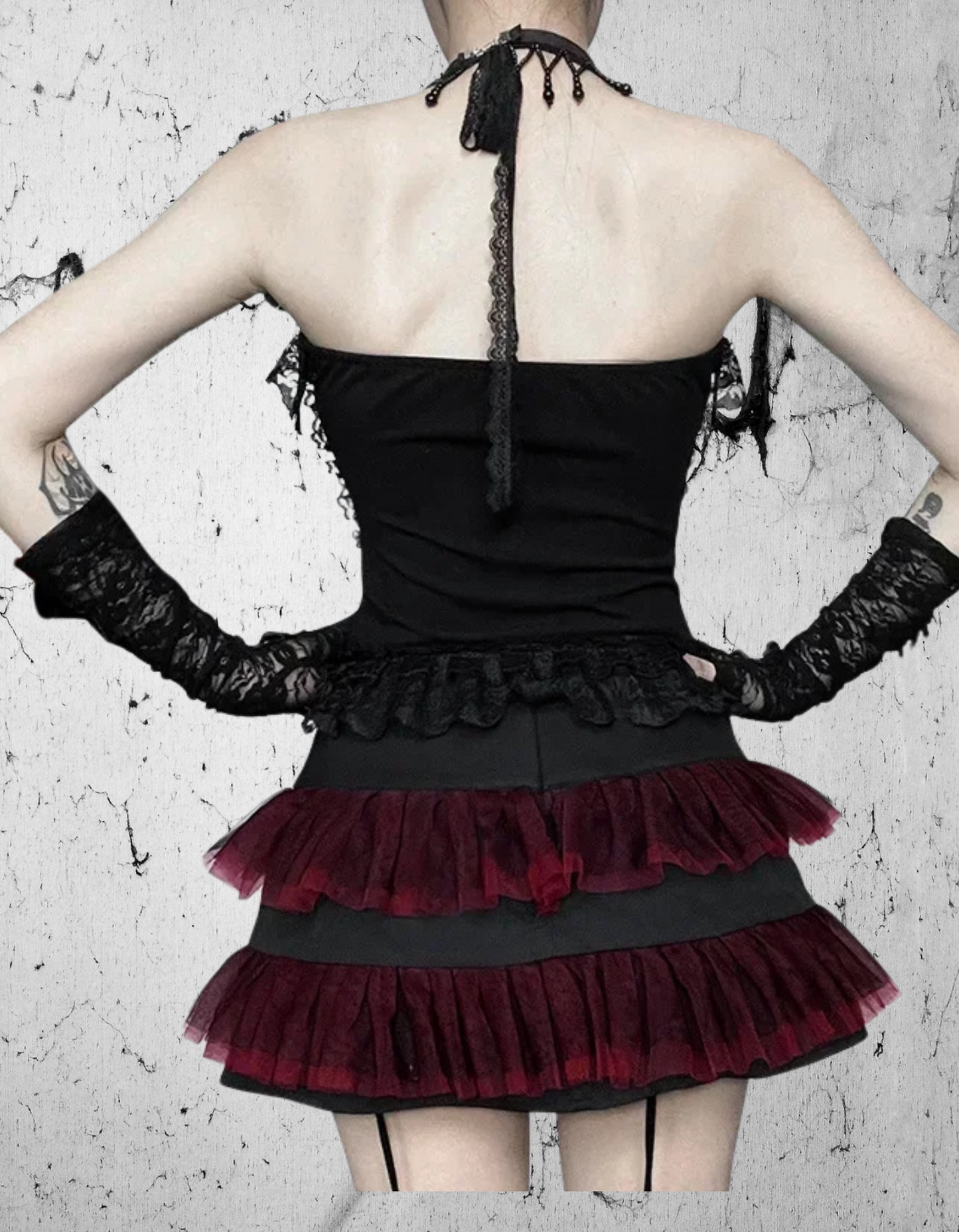 Czerwony Top Altgotycki z falbankami