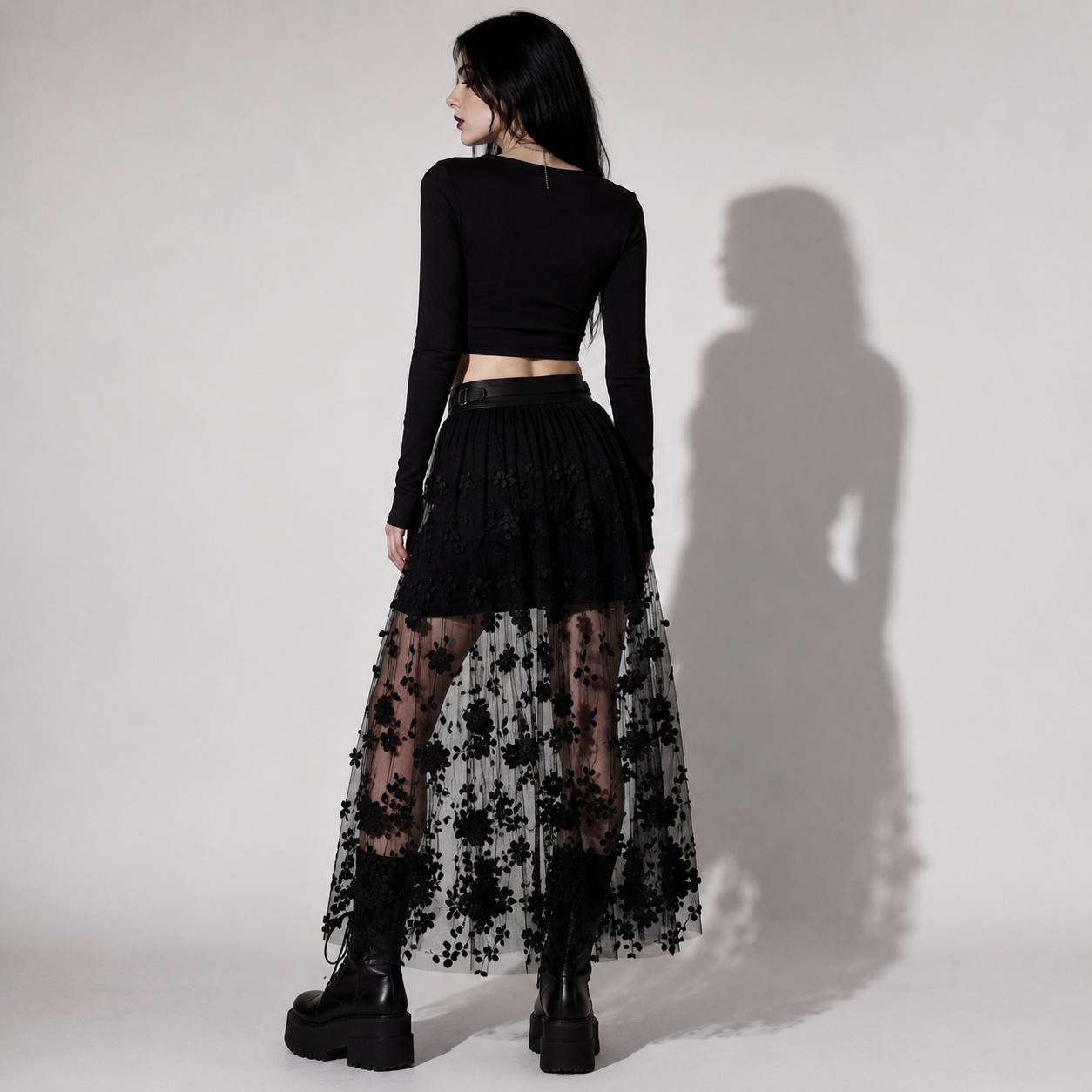 Gotycka Spódnica Maxi z Tiulową Siateczką i Haftowanymi Kwiatami | Czarna Spódnica Gothic Romantic & Dark Elegance