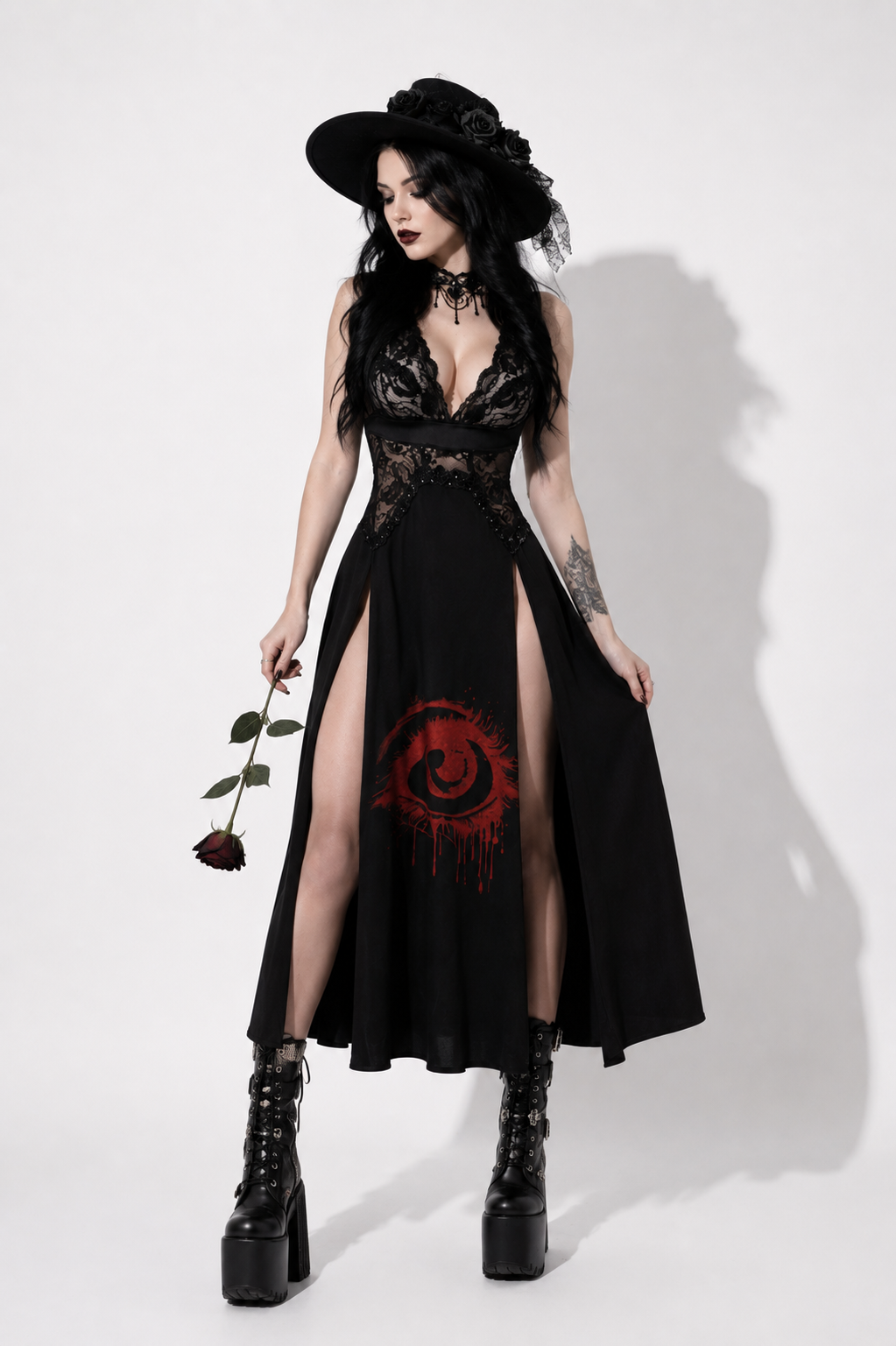 Gotycka Sukienka Vampire Queen – Czarna Maxi Dark Romance z Koronką i Rozcięciami