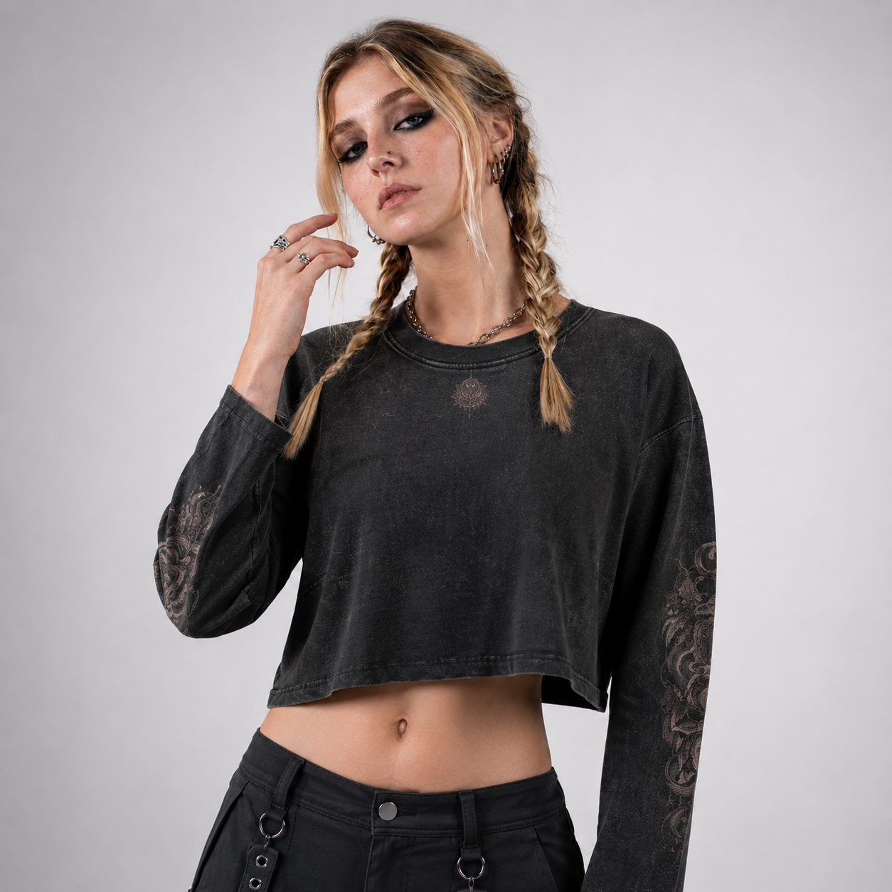Gotycki Crop Top z Długim Rękawem Forest Rot Moth | Witchcore Wicca | 100% Bawełna